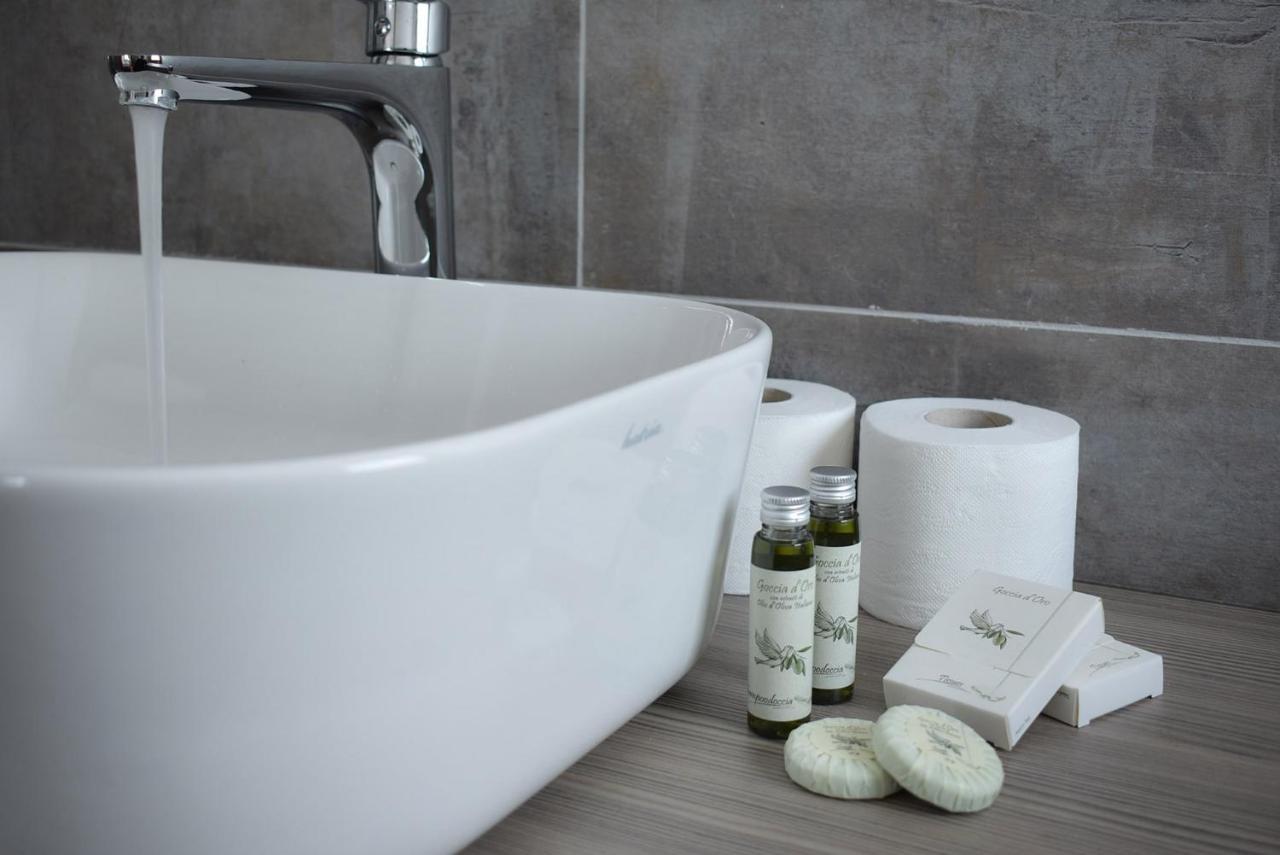 Welc-Om Padova Business Luxury Terrace Apartment Bagian luar foto