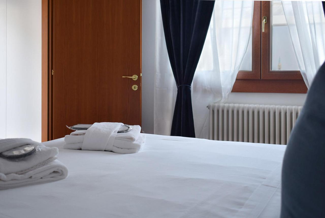 Welc-Om Padova Business Luxury Terrace Apartment Bagian luar foto