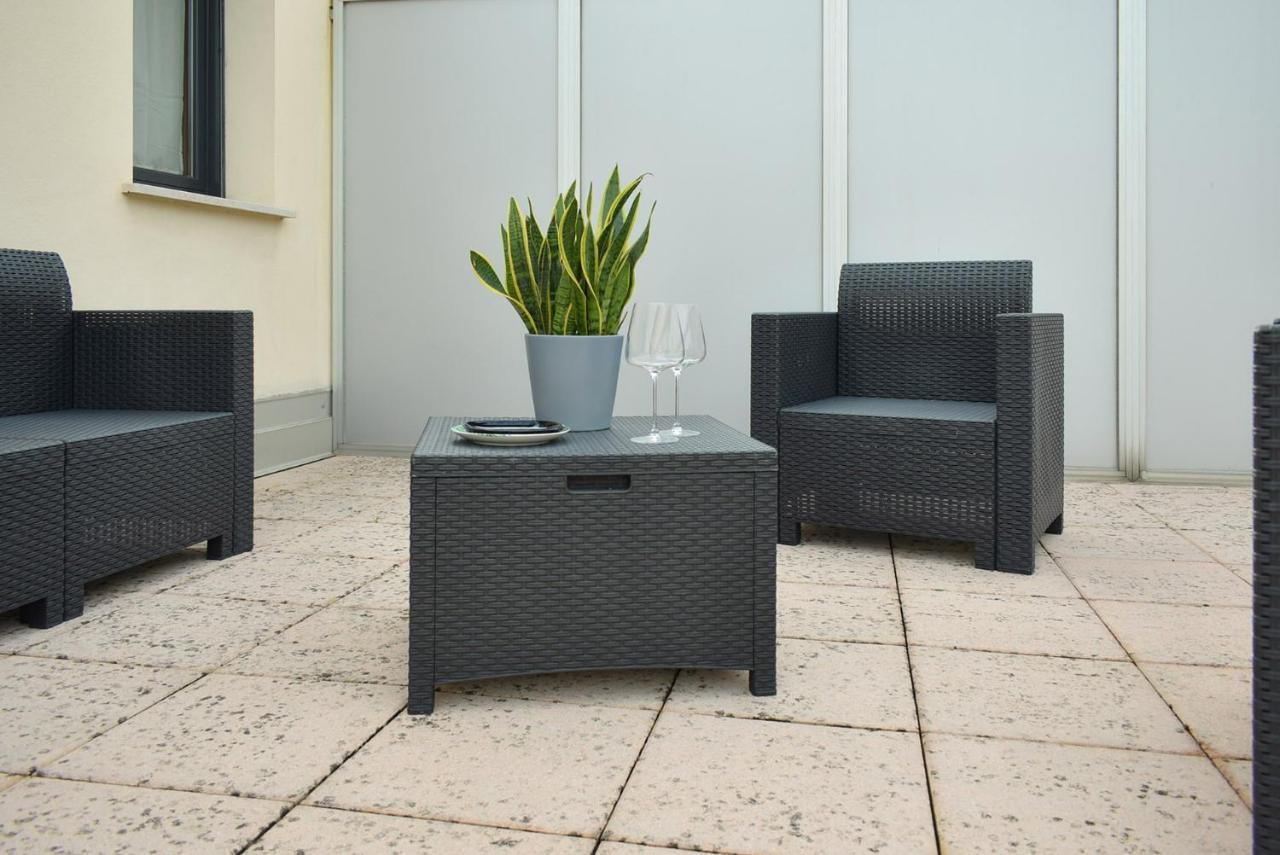 Welc-Om Padova Business Luxury Terrace Apartment Bagian luar foto